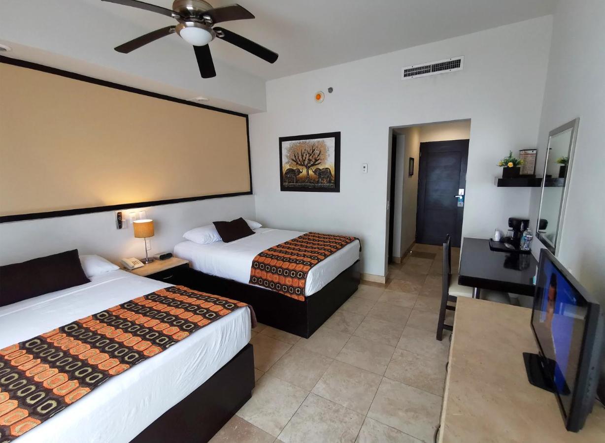 Coral Island Beach View Hotel Mazatlan Exterior photo
