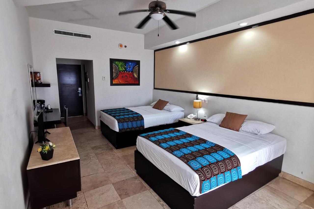 Coral Island Beach View Hotel Mazatlan Exterior photo